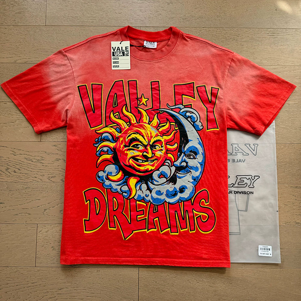 VALEFOREVER Red Sun Moon Valley Dreams Vintage Graphic Short Sleeve T-Shirt