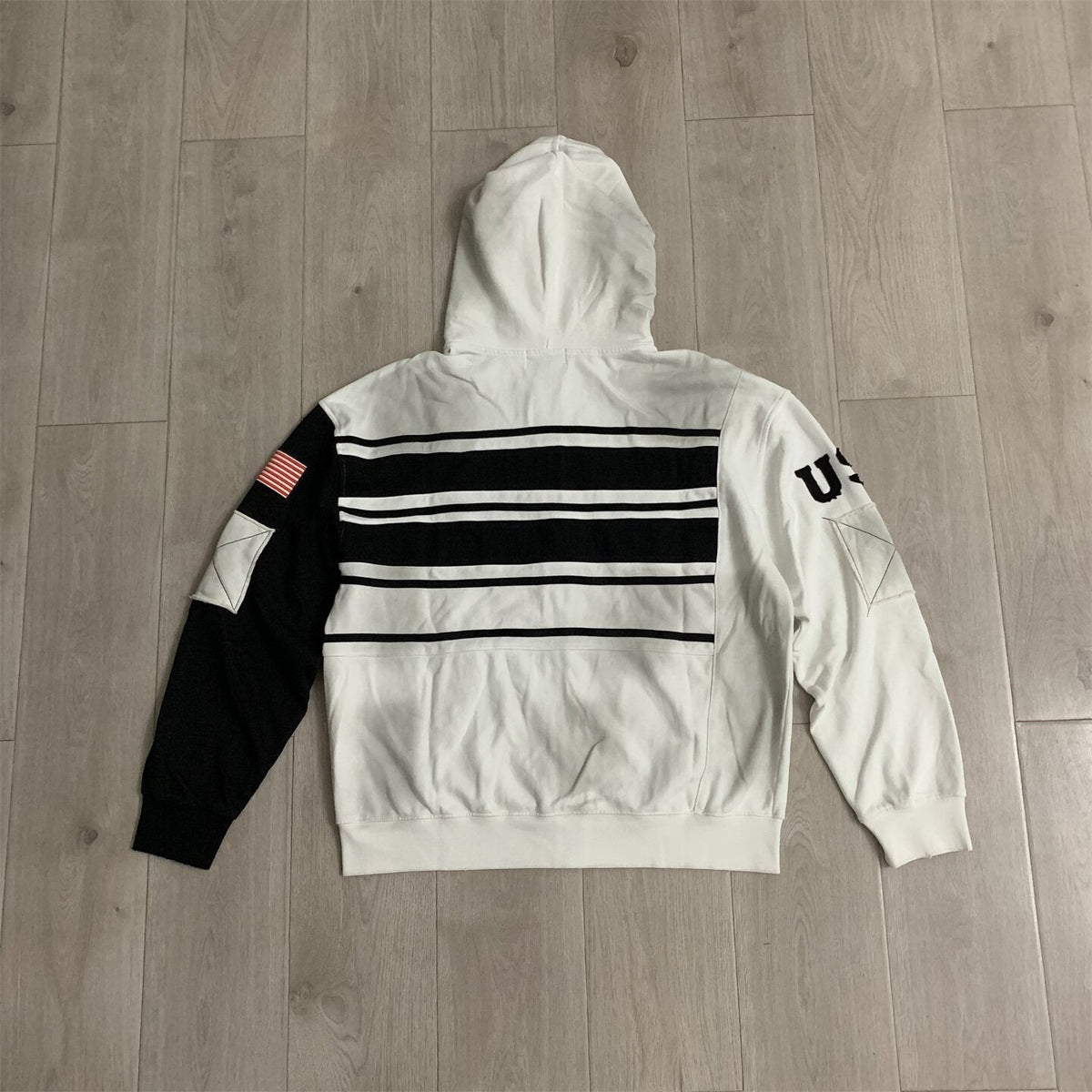 VALLEY White‑Black Color‑Block Striped Valley Dreams Zip‑Up Hoodie Unisex Oversized Jacket