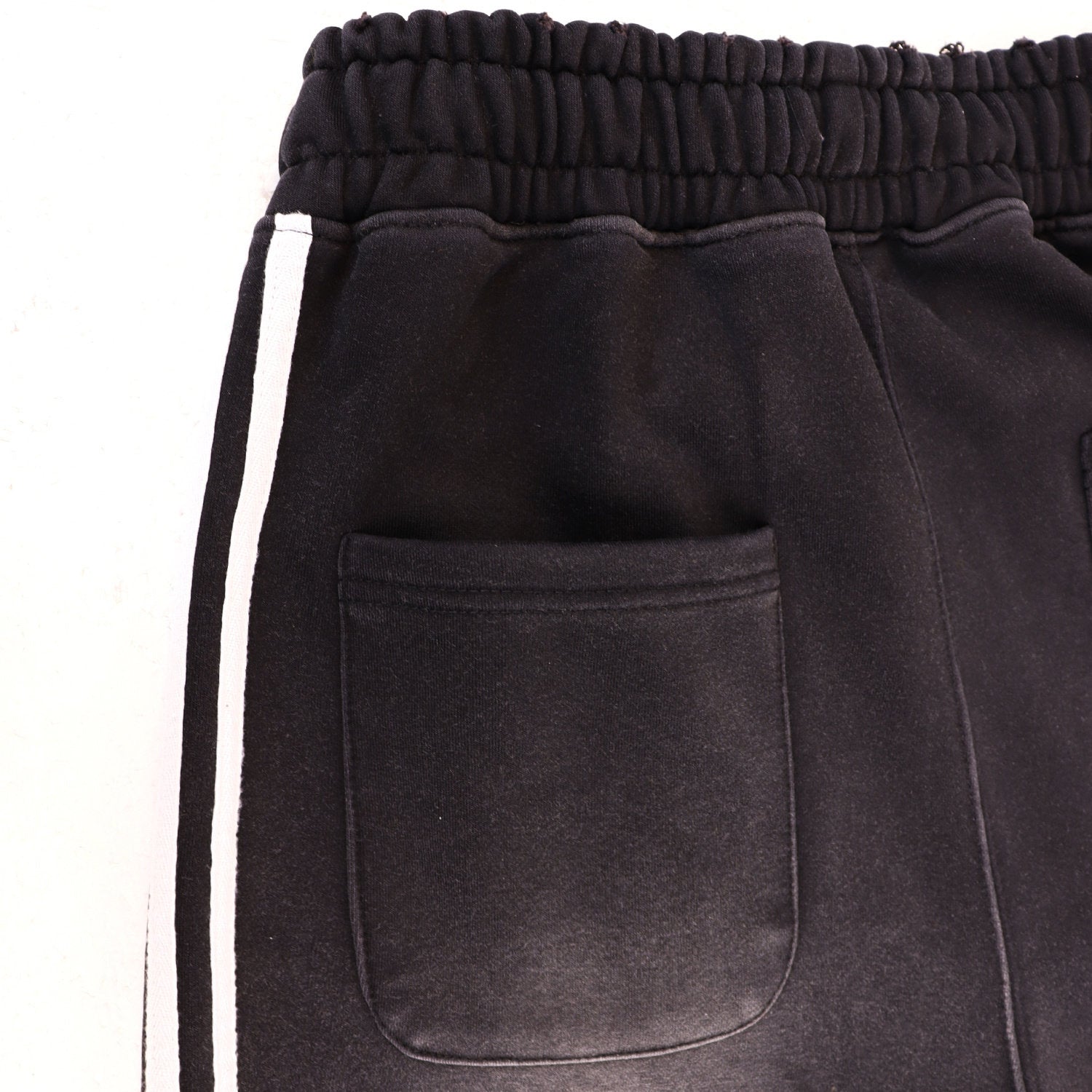 Valley Dreams Cartoon‑Bee White‑Stripe Wide‑Leg Sweatpants, Vintage Black Washed Streetwear Unisex Trousers