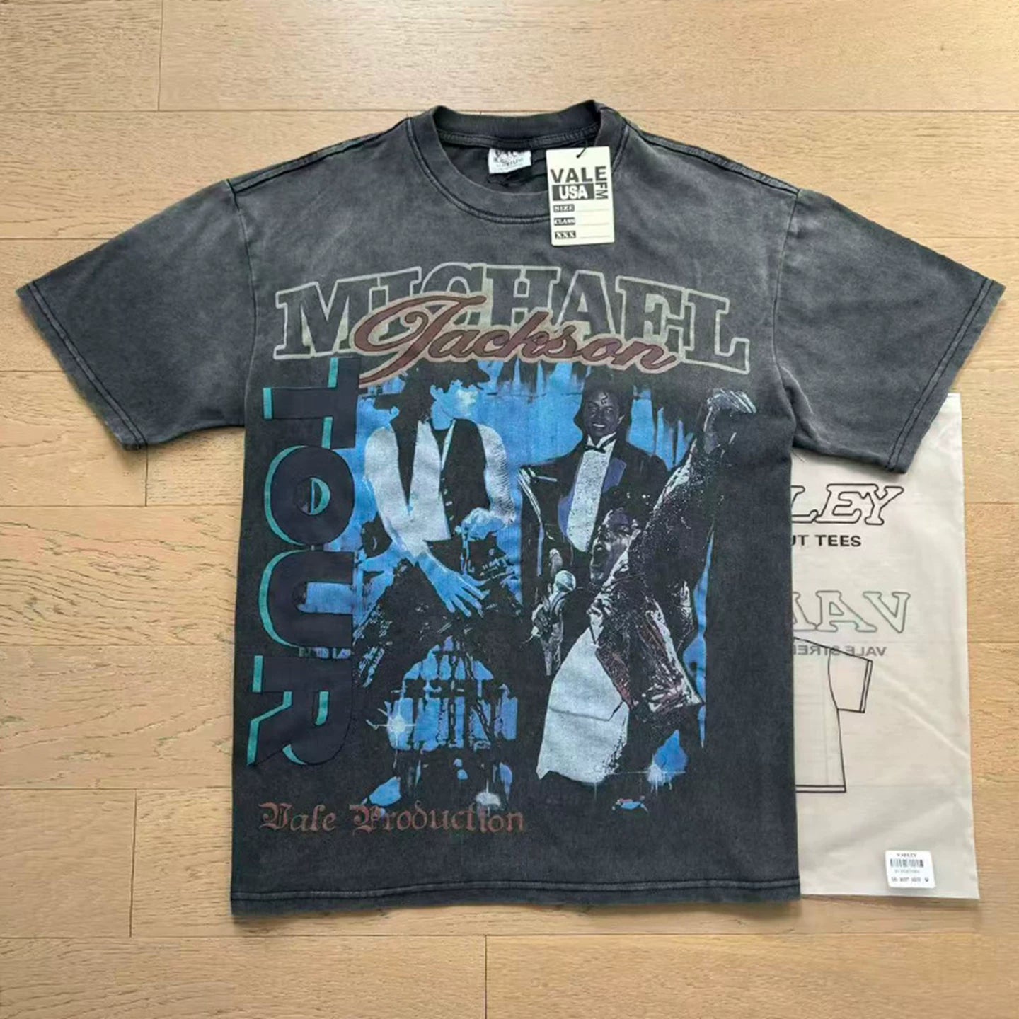 VALEFOREVER Black Washed Michael Jackson Tour Vintage Graphic T-Shirt