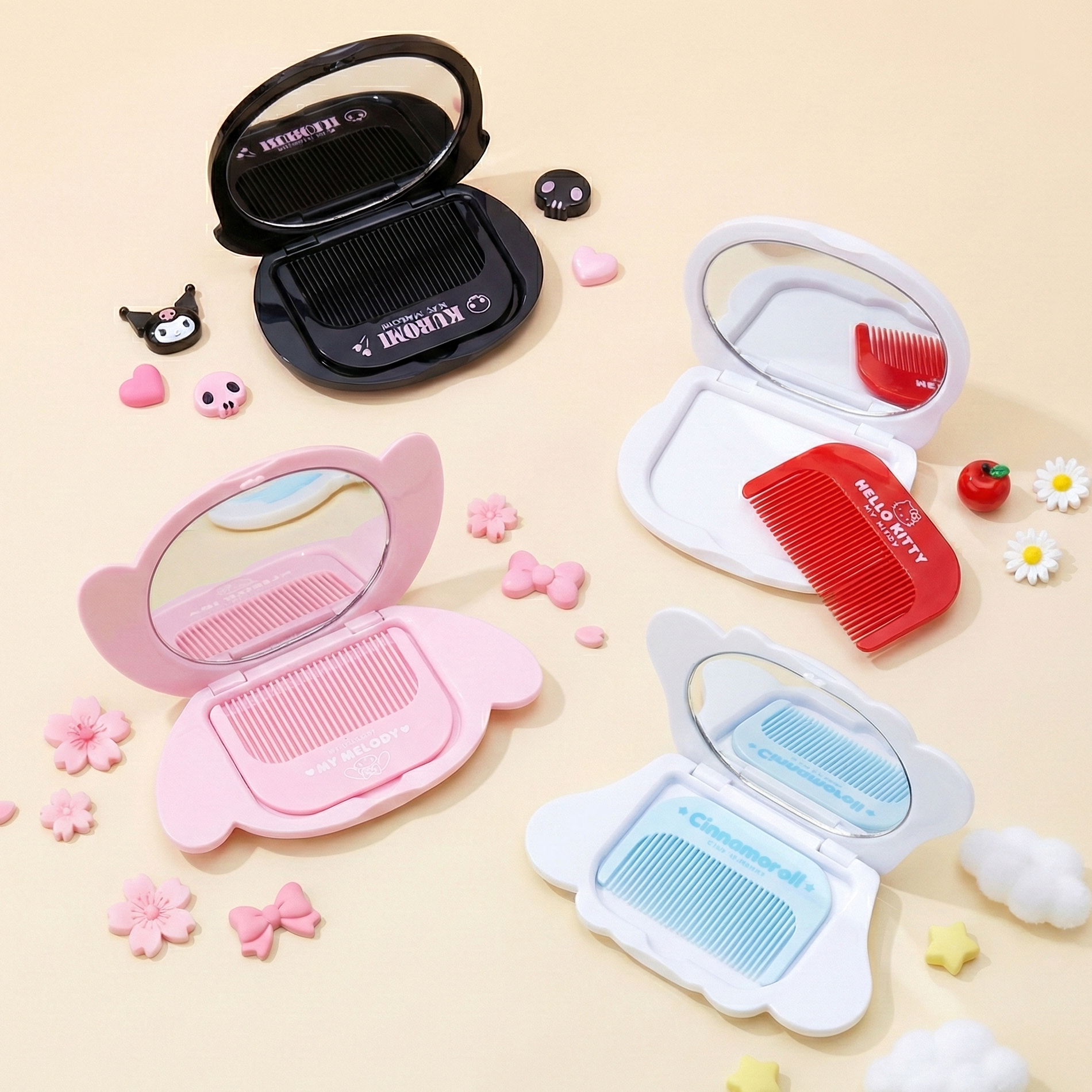 Sanrio Compact Mirror & Comb Set